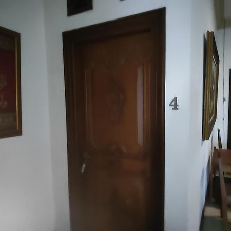 Tirto 27 Homestay Yogyakarta Luaran gambar