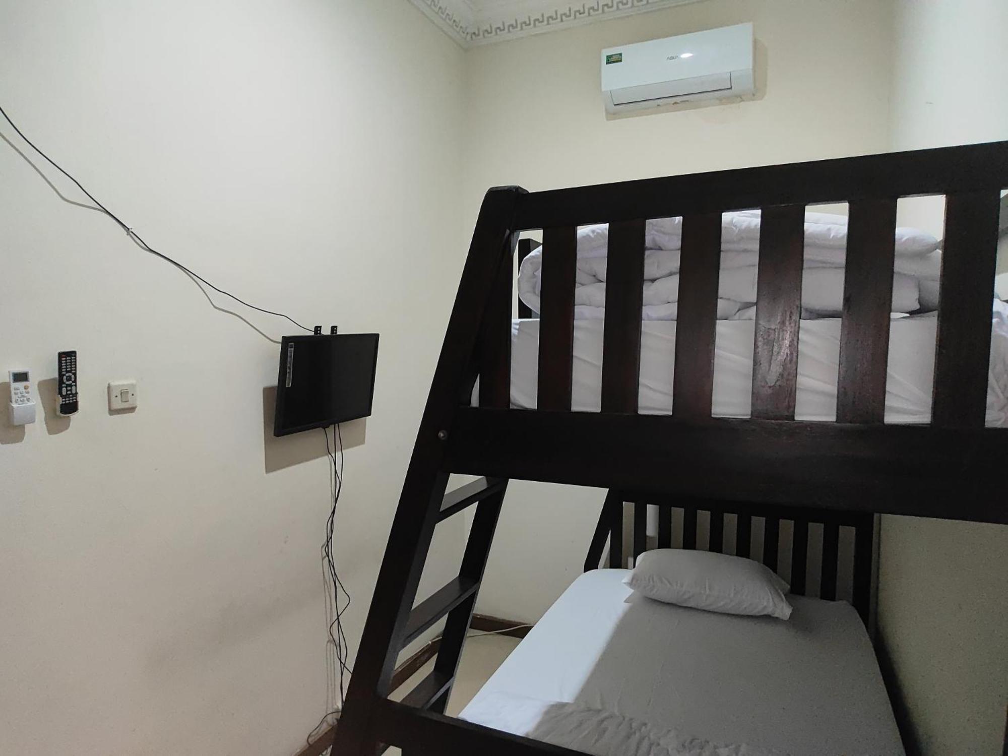 Tirto 27 Homestay Yogyakarta Luaran gambar