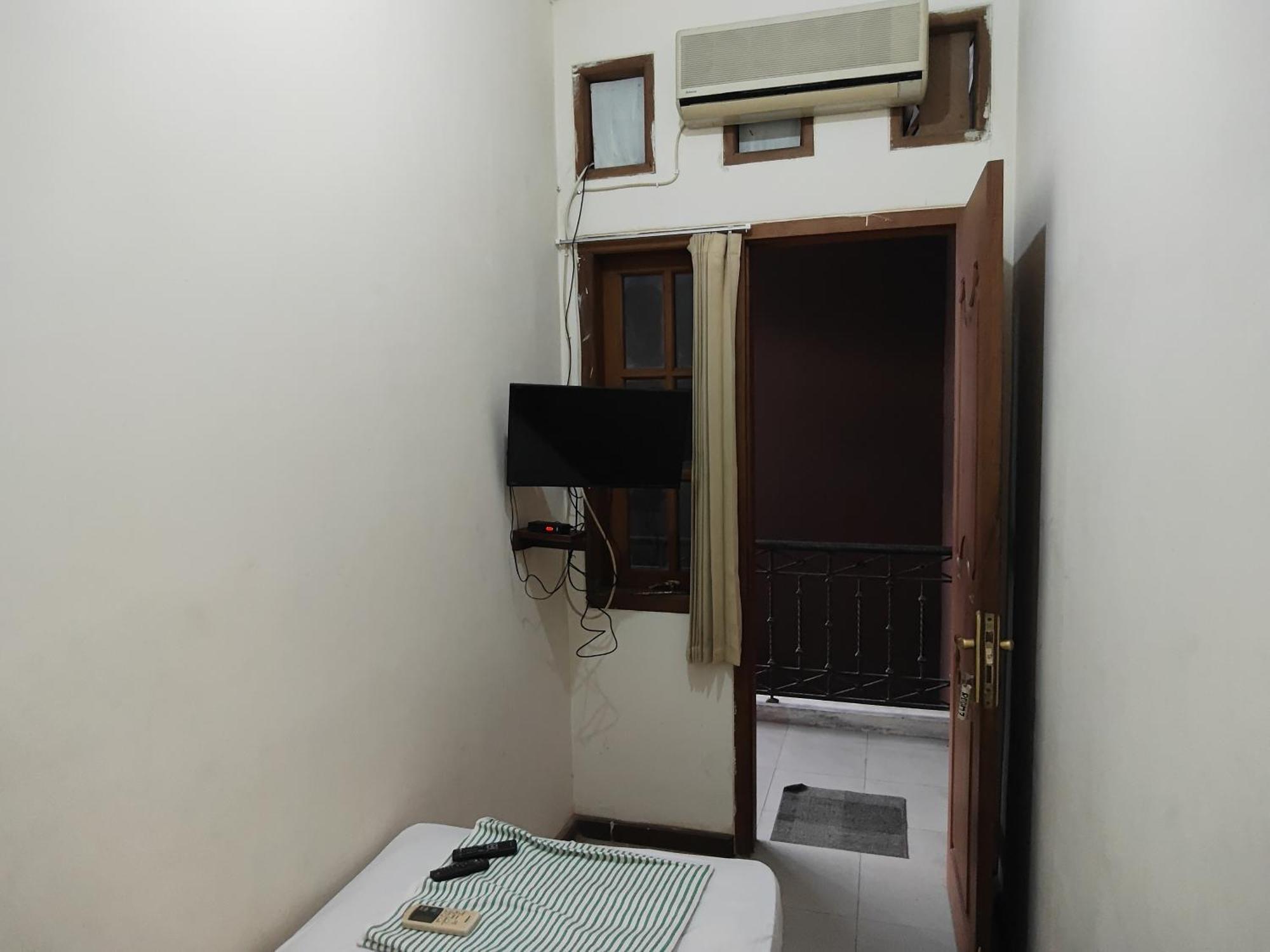 Tirto 27 Homestay Yogyakarta Luaran gambar