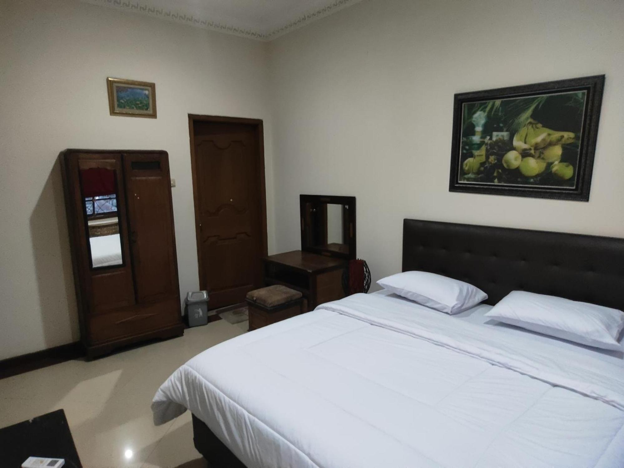 Tirto 27 Homestay Yogyakarta Luaran gambar
