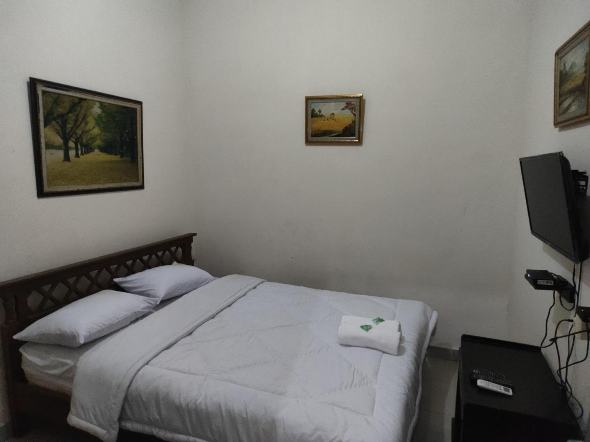 Tirto 27 Homestay Yogyakarta Luaran gambar